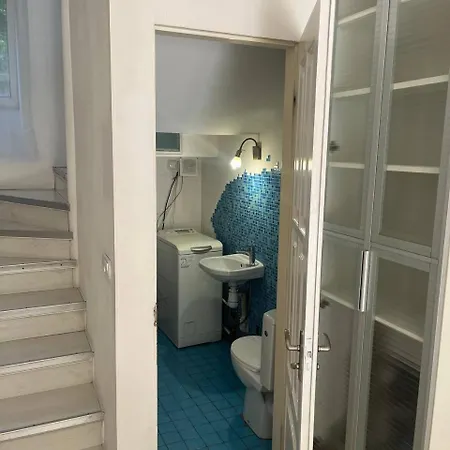 двухуровневые на университетской Apartment Odessa